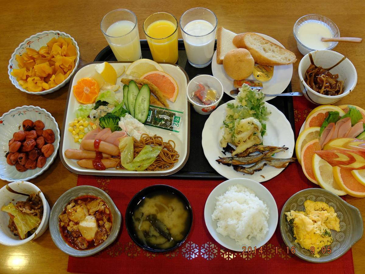 Hotel Crown Hills Katsuta Omotechoten Hitachinaka Ngoại thất bức ảnh
