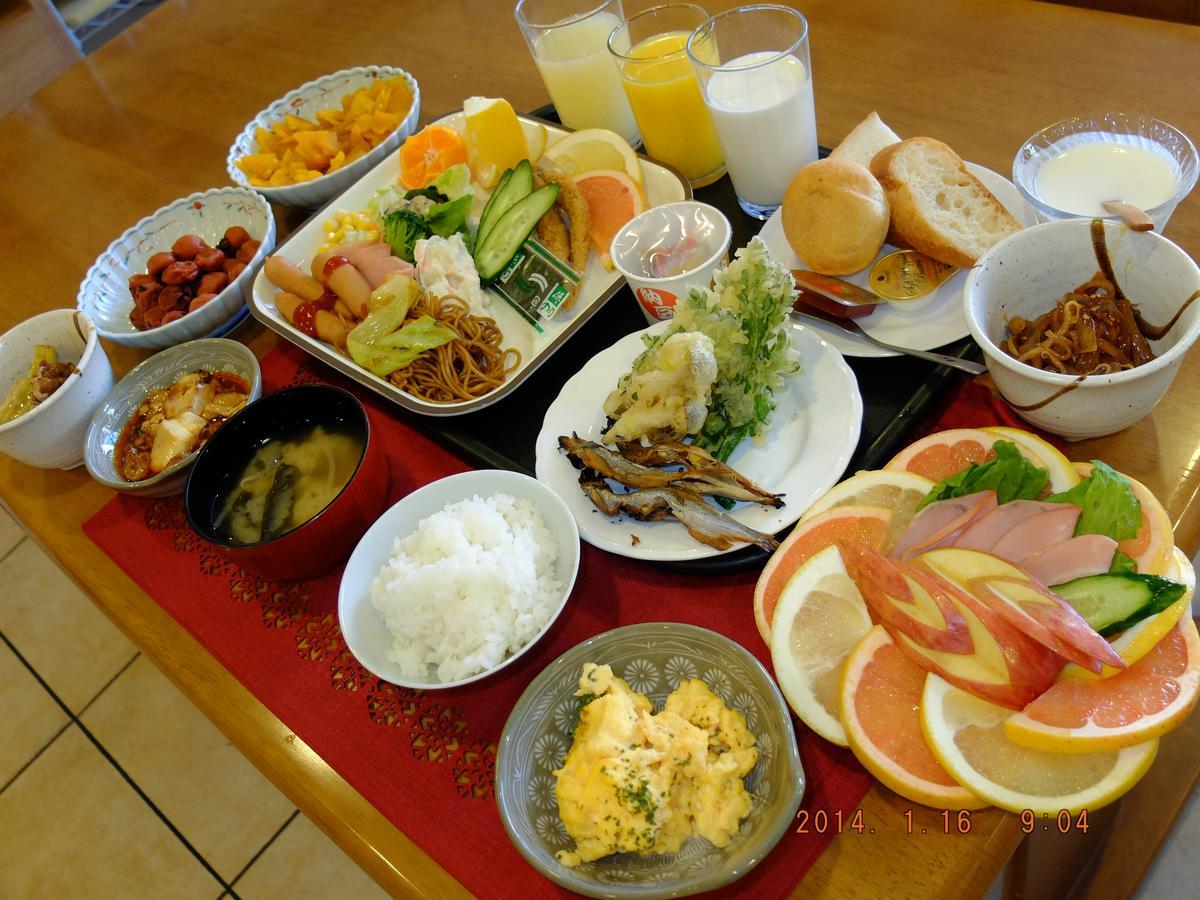 Hotel Crown Hills Katsuta Omotechoten Hitachinaka Ngoại thất bức ảnh